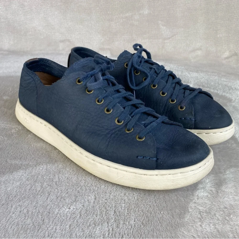 UGG Australia Pismo Men's Sneaker Shoes Size 8.5 Navy Blue Nubuck Leather